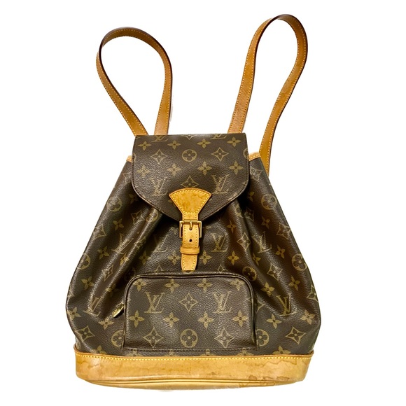 LOUIS VUITTON Montsouris Backpack
Monogram Canvas MM DISCONTINUED - Picture 1 of 15